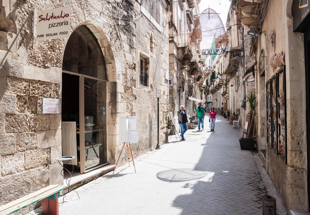 Appartamenti Di Charme Ortigia Marilini Dulini Syrakus Exterior foto